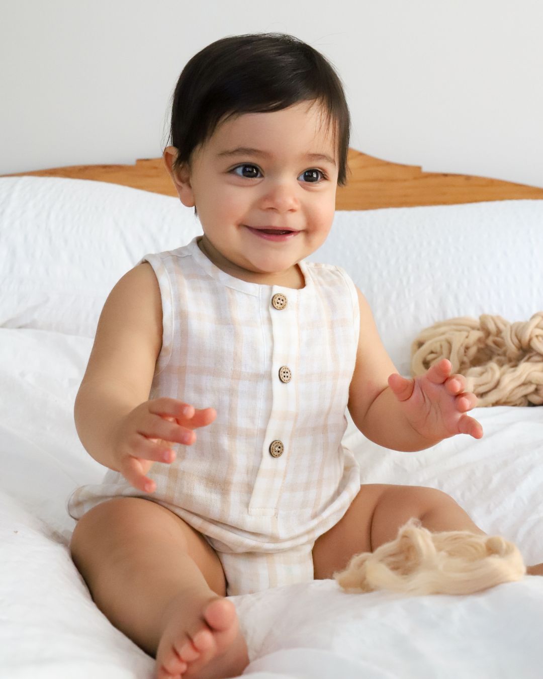 Smile Baby in Gingham checks Sleeveless Body Suit