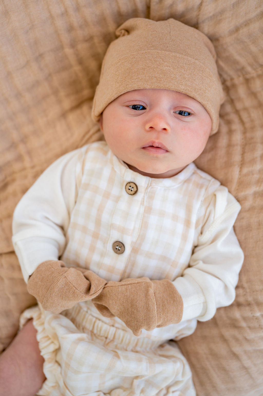 Newborn Mittens - Brown 