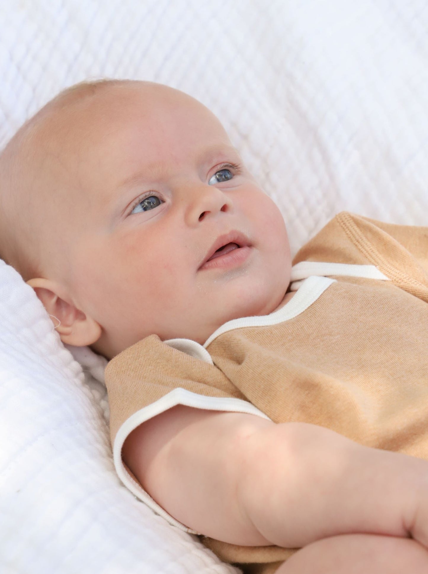 Organic Short Sleeve Bodysuit -  with Contrast bind 