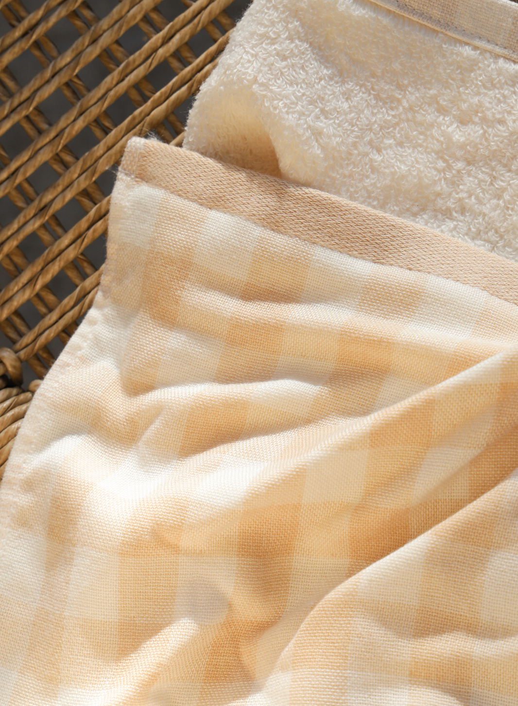 texture of Super soft checks towel 
